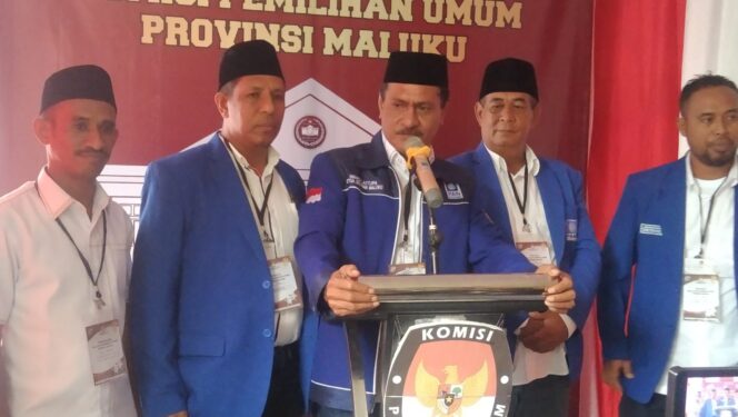 
					Menular Lagi, Giliran Berkas Partai Amanat Nasional Maluku Dikembalikan
