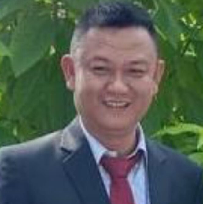 
					Sekwan DPRD Lamtim di Anugrahi  Gelar Kanjeng Raden Aryo Temunggung ( KRAT )  M. Noer Alsyarif Darmonagoro,Surakarta
