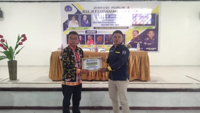 
					IKMANEMA Gelar Diskusi Publik Dan silahturahmi Nelayan se kota Ambon, Ini Pesan Burhanudin Rumbouw