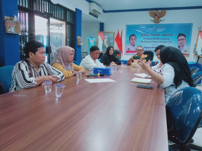 
					PMI Lamtim di Mintai Uang 10juta,BP3MI Lampung Turun Tangan