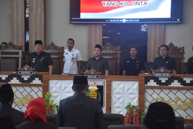 
					Paripurna DPRD Lampung Timur : Jawaban Bupati atas Pandangan Umum Fraksi-Fraksi terhadap Raperda