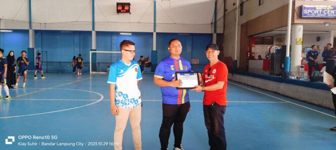 
					Tim PWI Fc Lamtim Raih Peringkat 3 Tournamen Futsal SIWO Lampung,ini kata Muklis.?