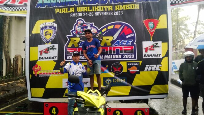 
					Raih 1 Unit Motor , Helmi Lekatompessy Sabet Juara Umum Amboina Road Race Kategori U20