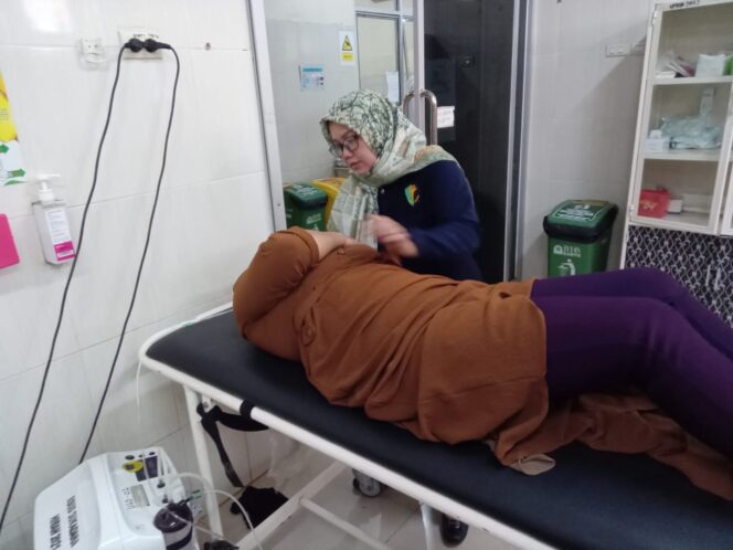 
					Seorang Wanita Jatuh Pingsan di Mapolres Lamtim saat Melaporkan Dugaan Pelecehan oleh Mantan Kades