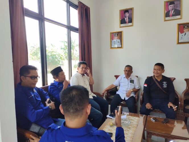 
					Jelang PORWANAS,Ketua KONI Didampingi Penembak Datangi Kantor PWI Lampung Timur