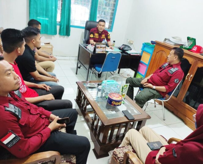 
					Rapat Internal, Kasubsi Yantah Rutan Sukadana Tekankan Percepatan Kinerja dan Peningkatan Mutu Pelayanan