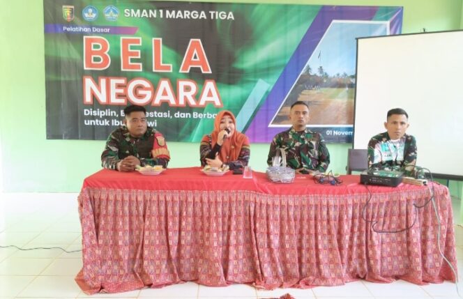 
					Siswa SMAN 1 Marga Tiga Latihan Bela Negara