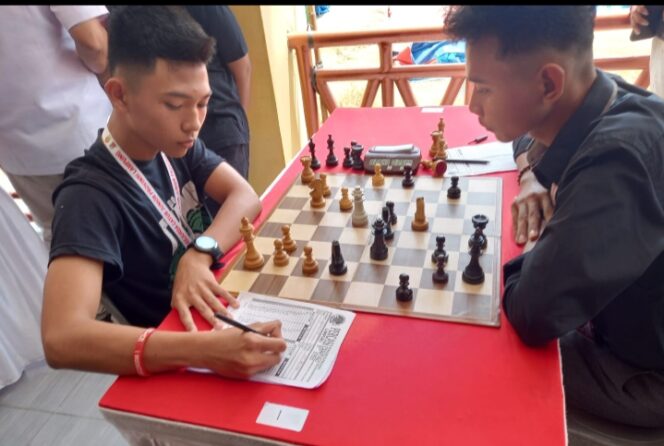 
					Alfanza Eka Wijaya Bawa Pulang Emas di Kejurda Catur Lampung 2024!