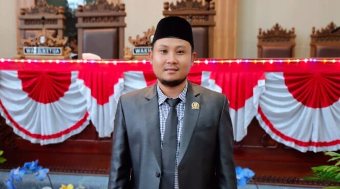 
					Ketua Komisi II DPRD Provinsi Mengapresiasi Penetapan Harga Singkong, Namun Tetap Mendorong Pembentukan Pansus