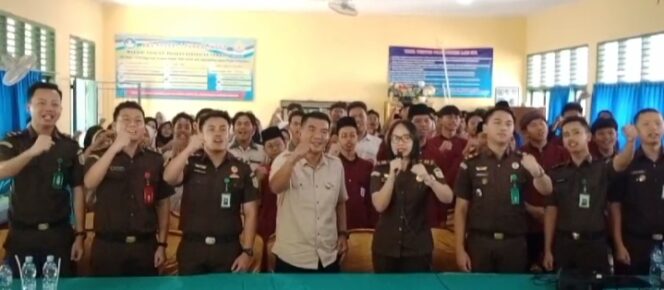 
					Menilik Antusias Pelajar SMA pada Kegiatan Jaksa Masuk Sekolah di Lampung Timur