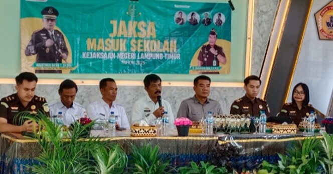 
					Camat dan Para Kepala Sekolah SMA Sambut Jaksa Masuk Sekolah di Melinting Lampung Timur