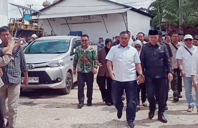 
					Pabrik Tapioka Pembakang Serta OPD Terkait Kena Sentil Anggota DPRD Lampung dan Petani